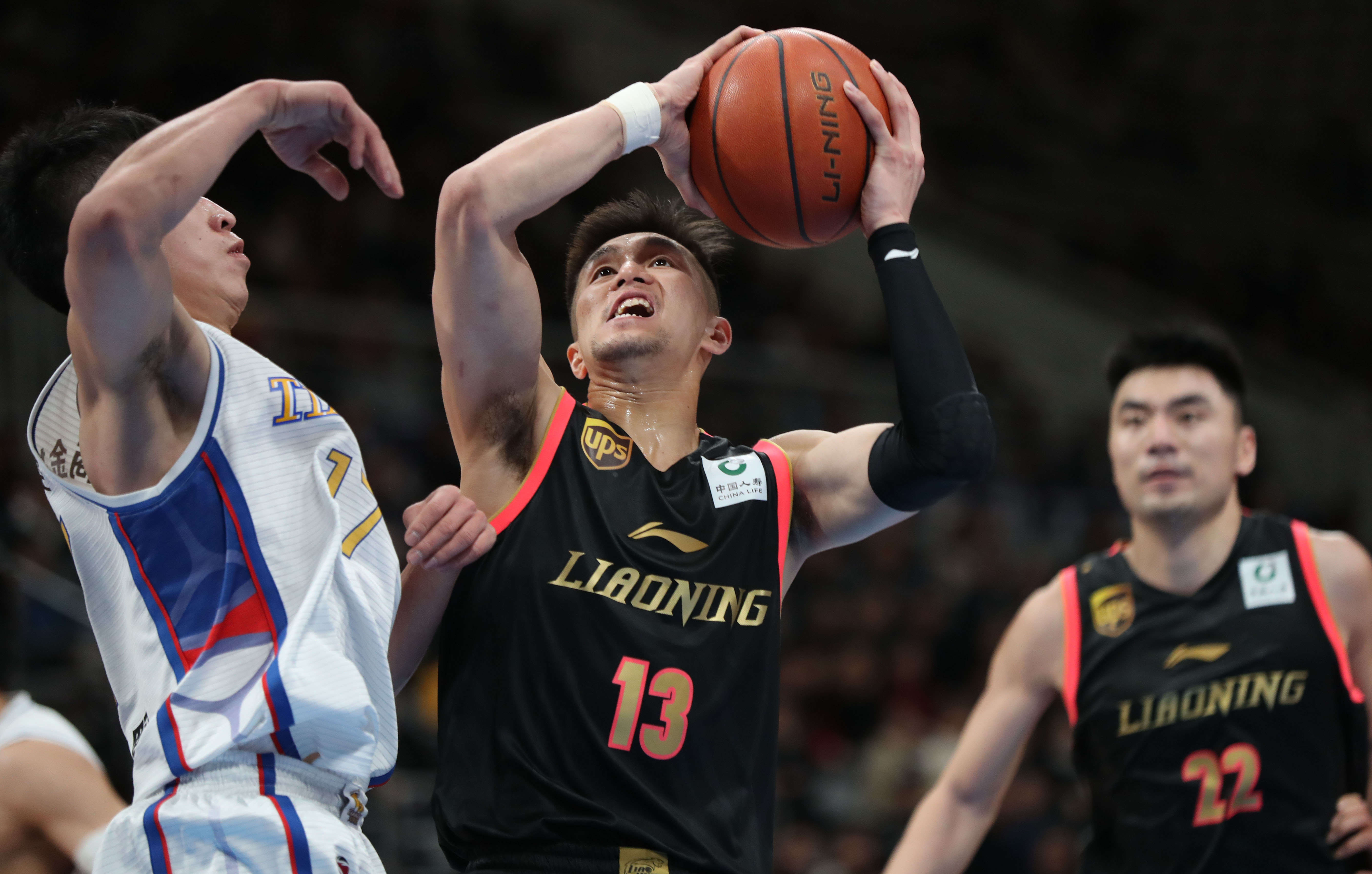 与之匹配的 与之匹配的